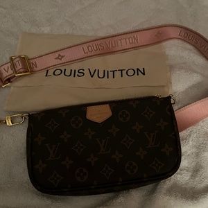 Louis Vuitton (not authentic LV)